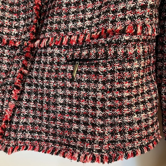 White House Black Market Boucle Tweet Blazer Size 4 Red Black Silver Metallic - Picture 5 of 10